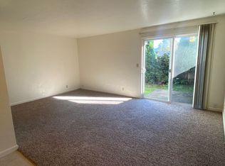 80 S 15th St APT 1, Cottage Grove, OR 97424
