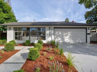 121 Lois Ln, Palo Alto, CA 94303
