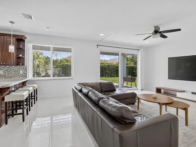 3701 Condor Ct — Photo 22
