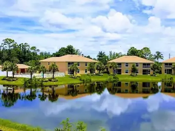 27500 Palmesta Cir, Bonita Springs, FL 34135
