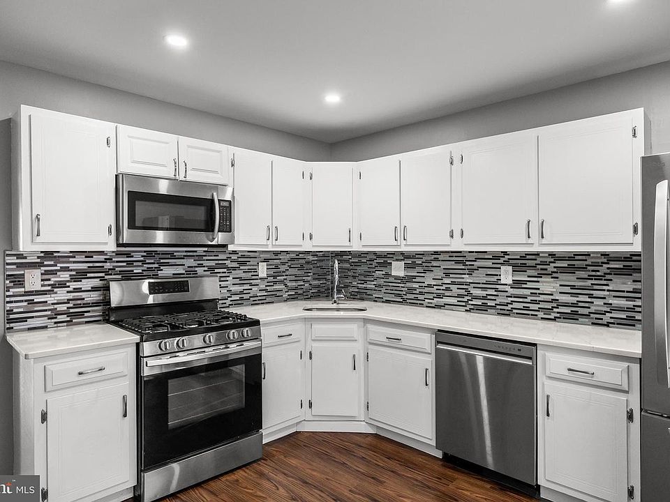 1st image of 407 Mason Run