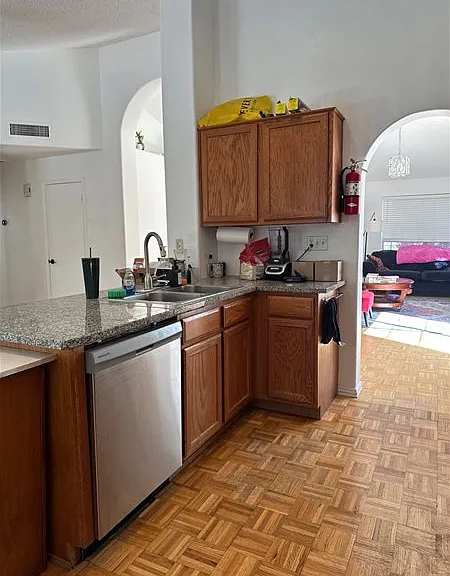 3143 N 114th Dr — Photo 12