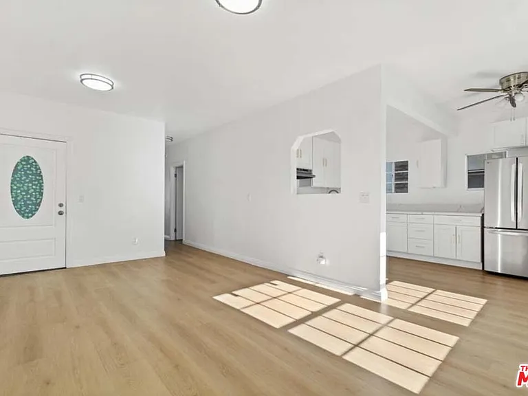 1125 S Lake St #3 — Photo 6
