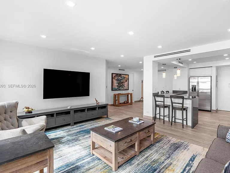 5055 Collins Ave #10H — Photo 26
