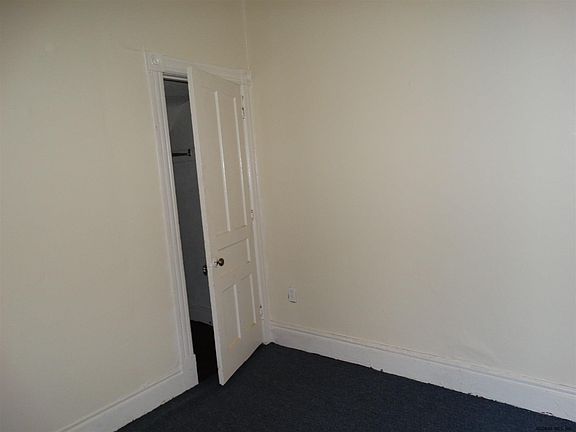 3rd image of 3022-30 7th Ave