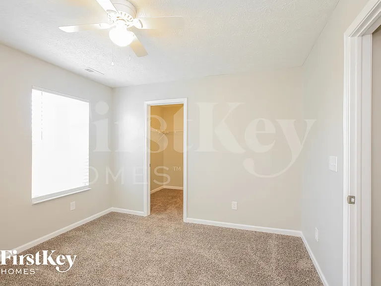 958 Adena Ln — Photo 14
