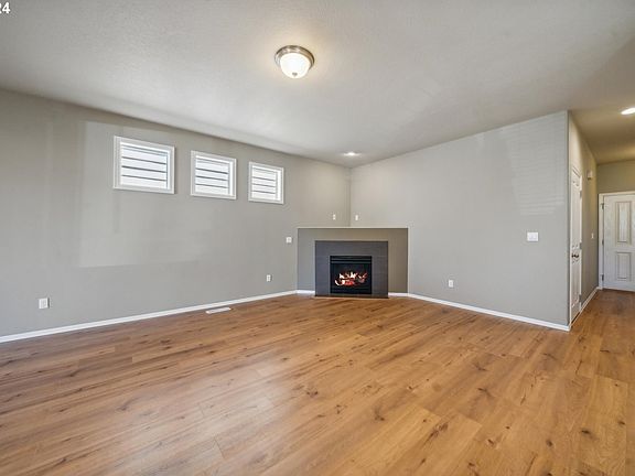 5th image of 3069 SE Kingswood Ave