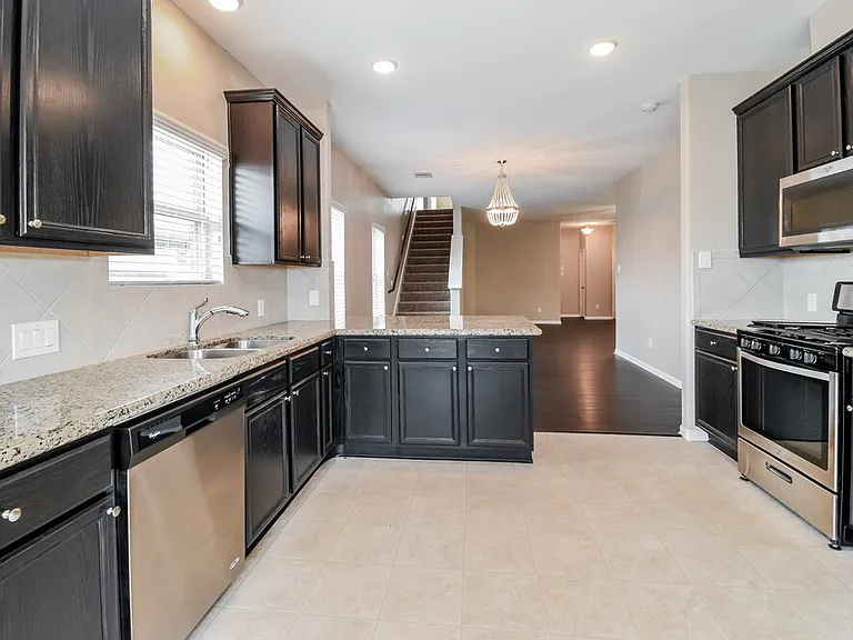 5115 Misty Ln — Photo 8