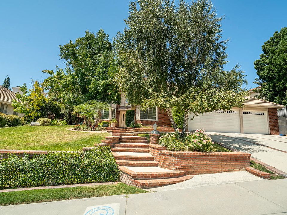 2nd image of 5857 Woodglen Dr