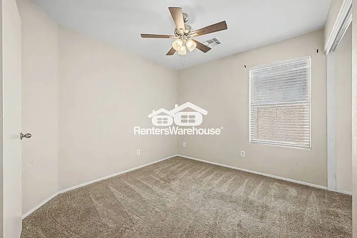 29169 N Rosewood Dr — Photo 11