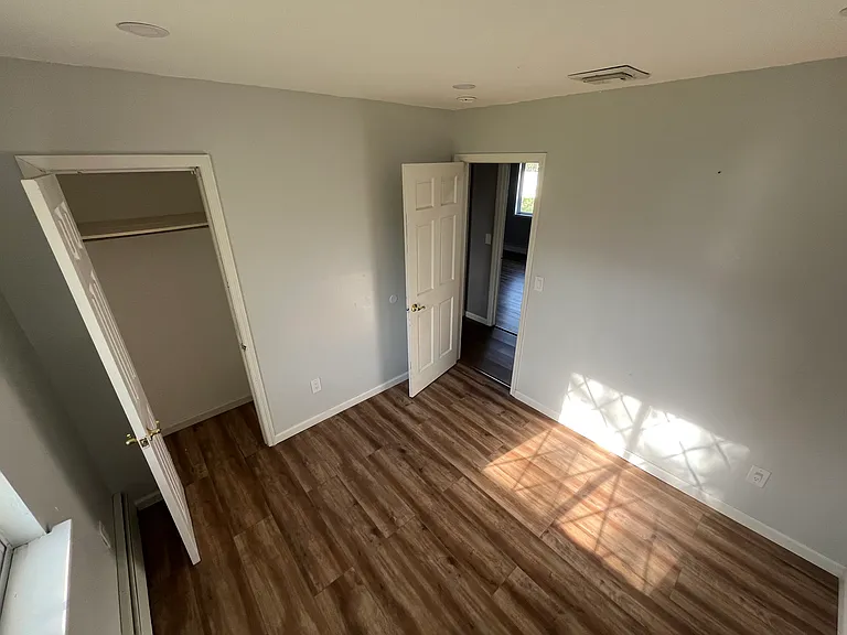 33 Country Greens Dr #1 — Photo 2
