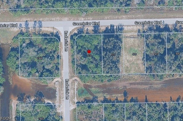 1st image of 513 Greenbriar Blvd