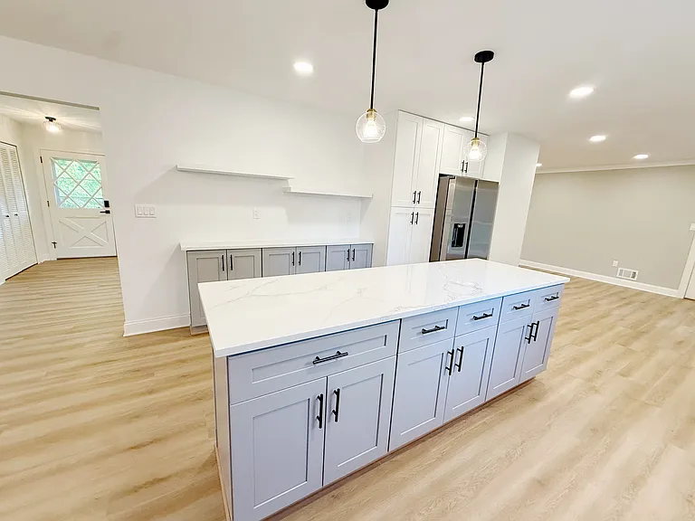 9398 Paulskirk Dr — Photo 9