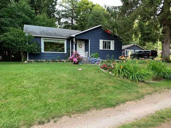 1698 176th St, Surrey, BC V3Z 9W3