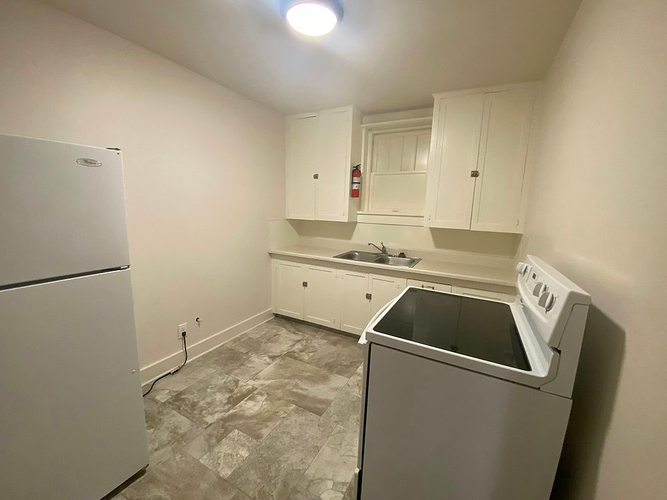 1st image of 609 Saint Joseph St #12