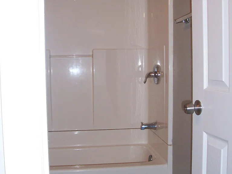 2235 Indiana Ave #2 — Photo 10