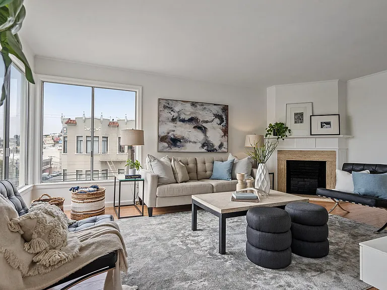 196 Jules Ave — Photo 5