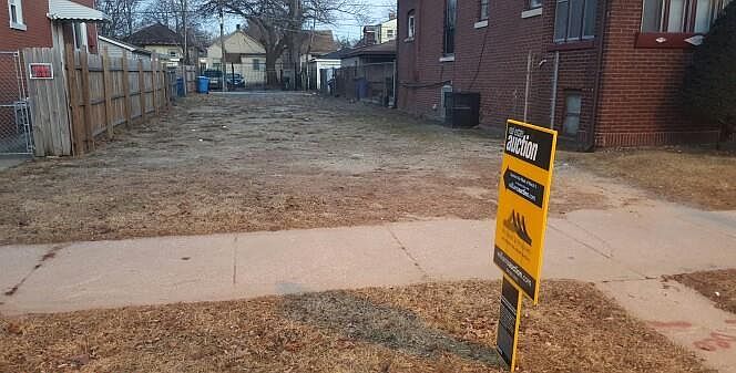 2nd image of 7647 S Saint Lawrence Ave