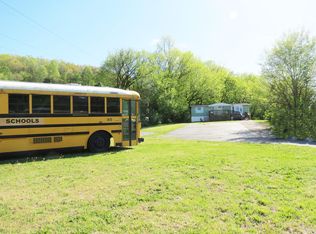 2571 Oliver Springs Hwy, Oliver Springs, TN 37840