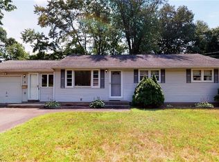 7 Pierce St, Enfield, CT 06082