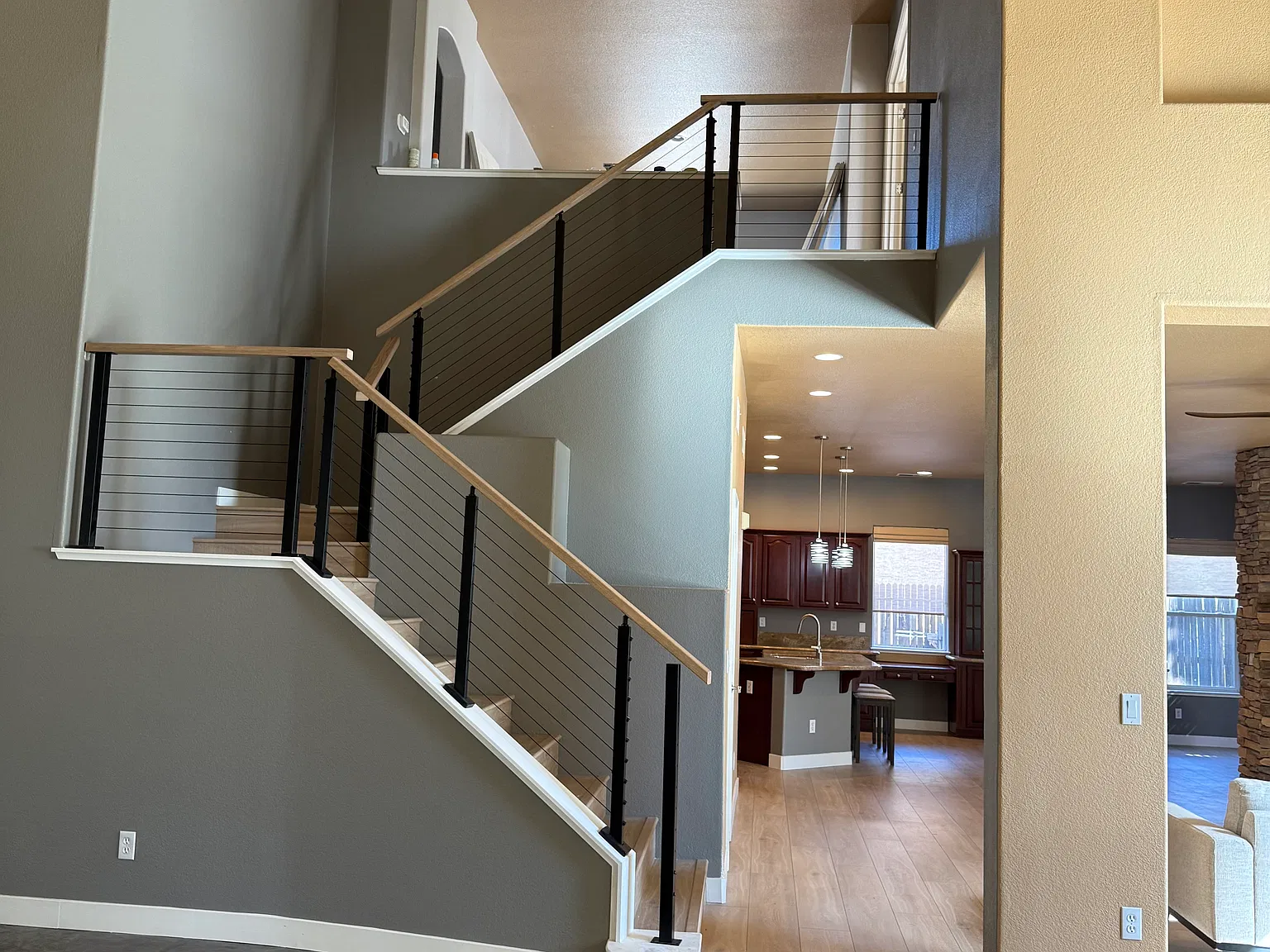 4 bed, 3240 sqft, $4,850 — Photo 4