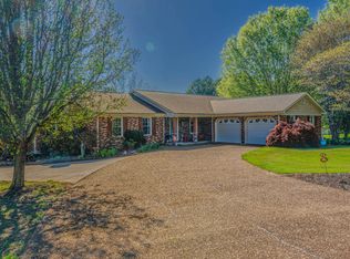 923 County Road 442, Killen, AL 35645