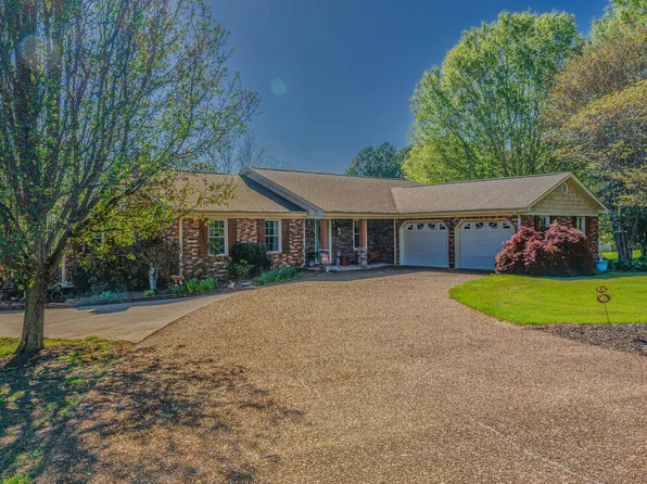 923 County Road 442, Killen, AL 35645