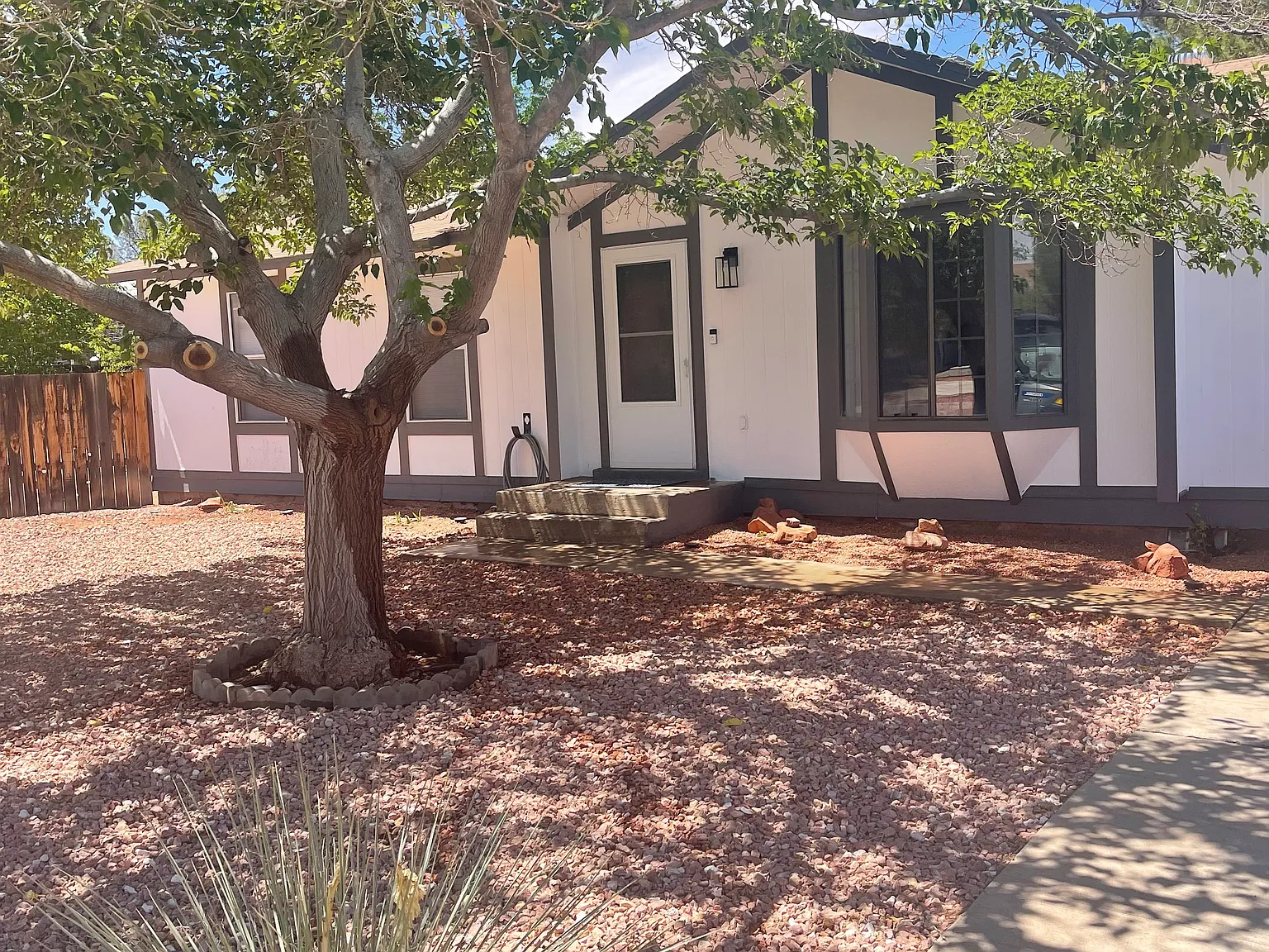 Plateau Ct, Page — Photo 1
