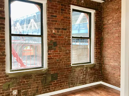 Rented by WRE Group | media 28