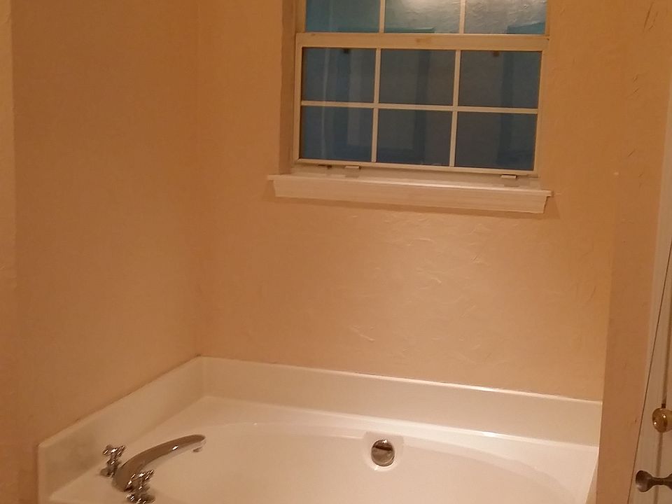 1st image of 1701 Gnarly Oaks Cir