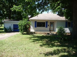 321 E Olden St, West Plains, MO 65775