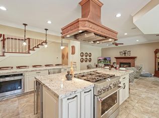 1037 Vienna Dr, Lodi, CA 95242