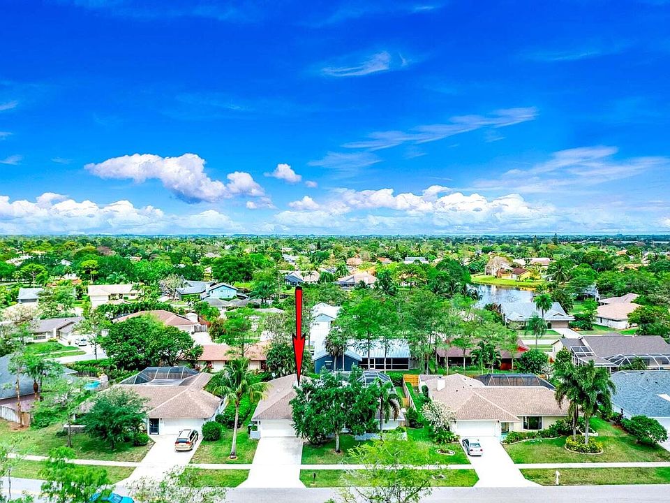1st image of 1724 Primrose Lane