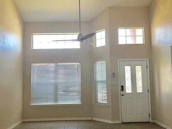 3rd image of 1324 Thunder Bolt Ct