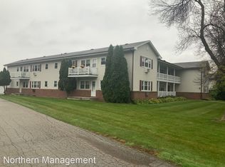 601 W Briar Ln #104, Green Bay, WI 54301