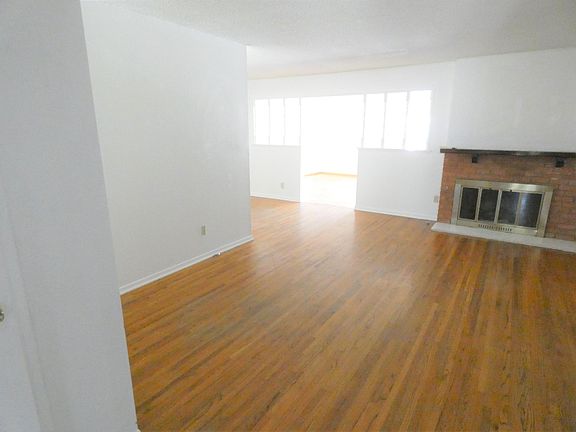 4th image of 22719 Haynes St