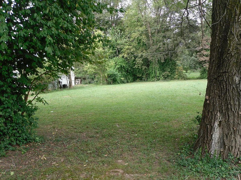 2nd image of 2805 Nelson Dr