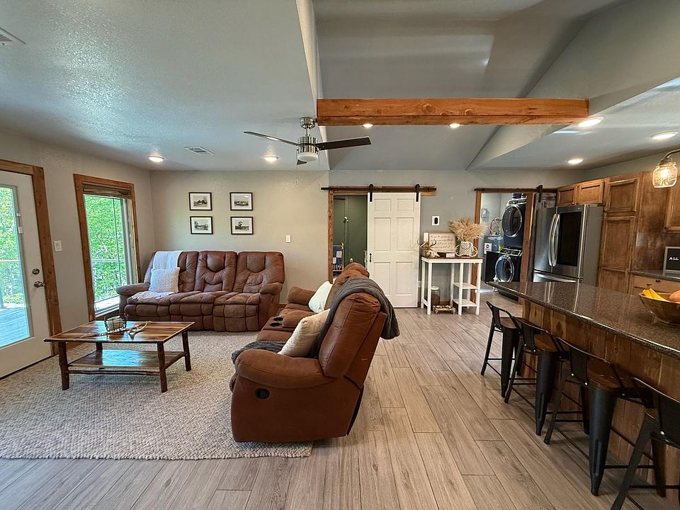1st image of 220 Timber Ridge Road