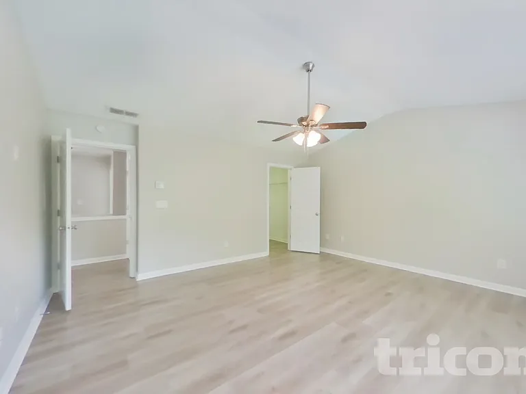 3281 Saville St SW — Photo 8