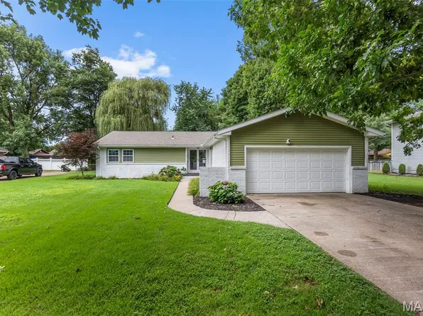 111 Linda Dr, Sikeston, MO 63801