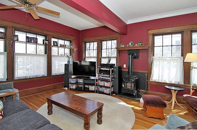1st image of 822 Dayton Ave