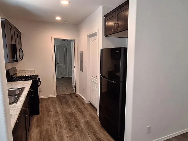 4487 E Lake Mead #19 — Photo 5