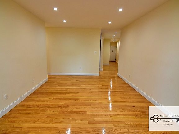 3rd image of 78-11 Kew Forest Ln #1DD