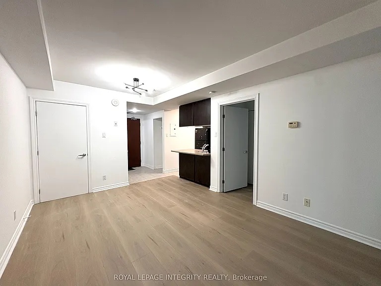 234 Rideau St #504A — Photo 15