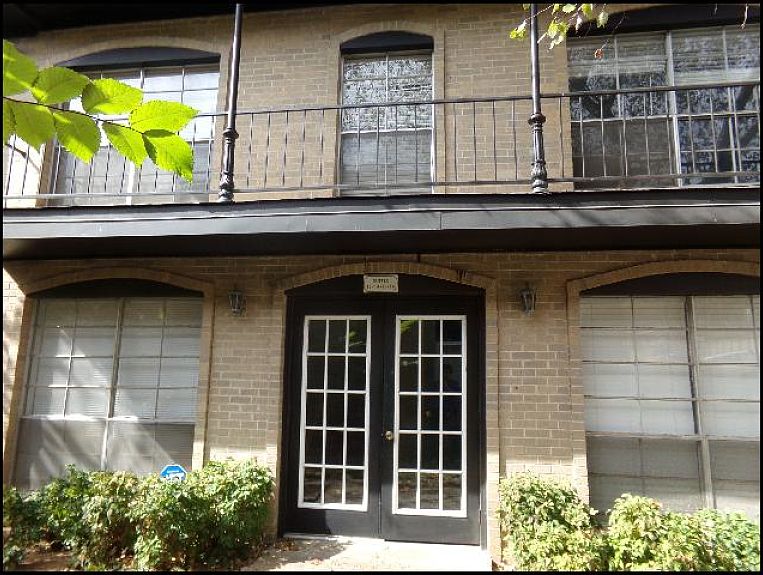 1st image of 1601 N Bryant St #13