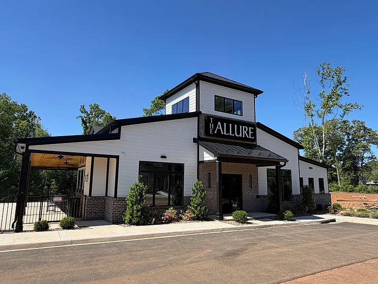 32 Allure Dr — Photo 21