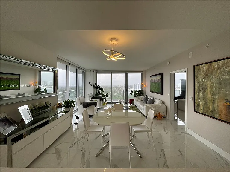 16385 Biscayne Blvd #2601 — Photo 23