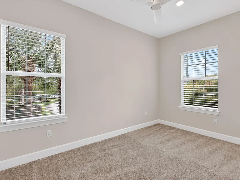 1887 SE Ocean Cove Way — Photo 31