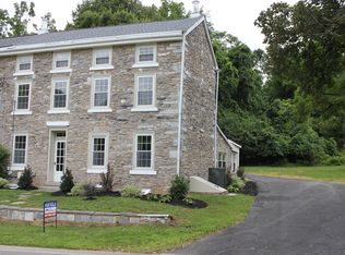 107 Cedar Grove Rd, Conshohocken, PA 19428