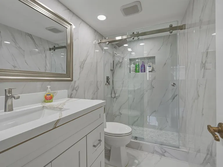 371 S Hollybrook Dr #106 — Photo 4
